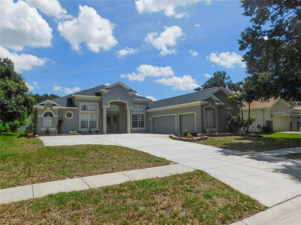 Photo of 2412 Blue Stone Court, Valrico, FL 33594 (MLS # TB8548834)