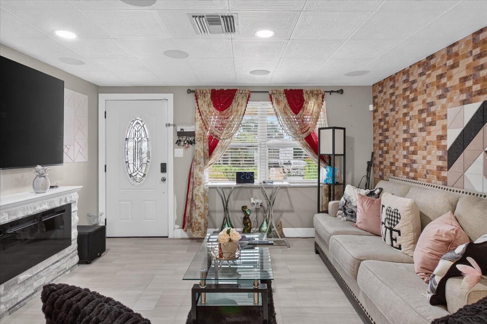 1031 CONOLEY LANE