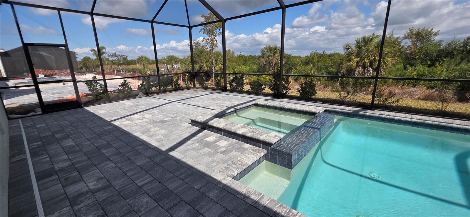 HARBOR EAST - Residential