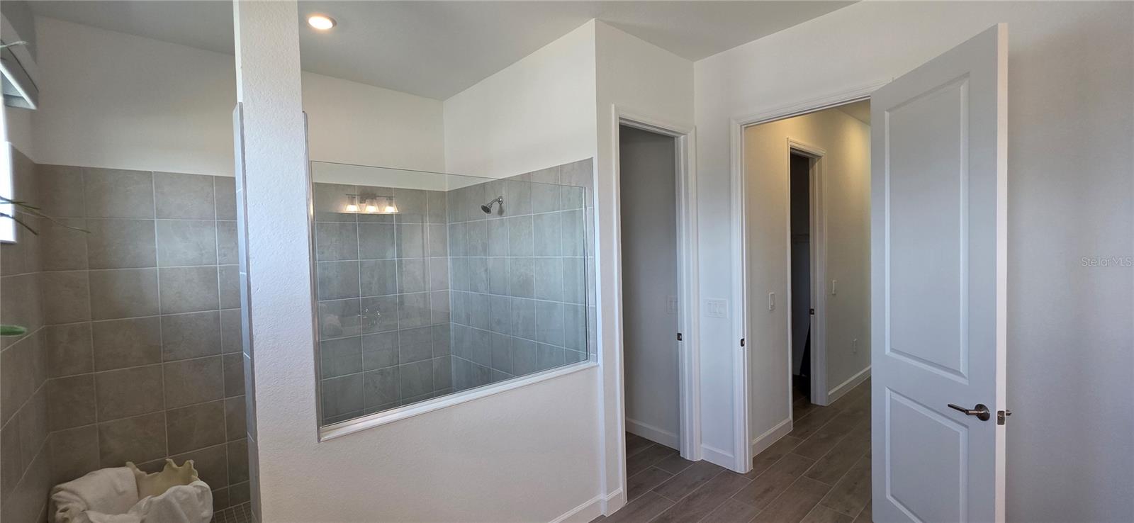 HARBOR EAST - Residential