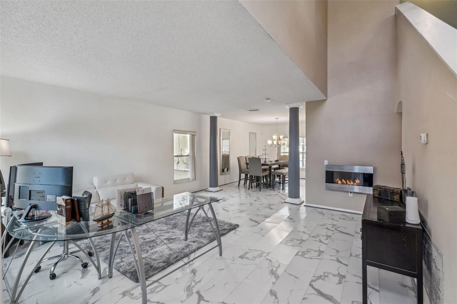 BANYAN COVE/CYPRESS WOODS - Residential