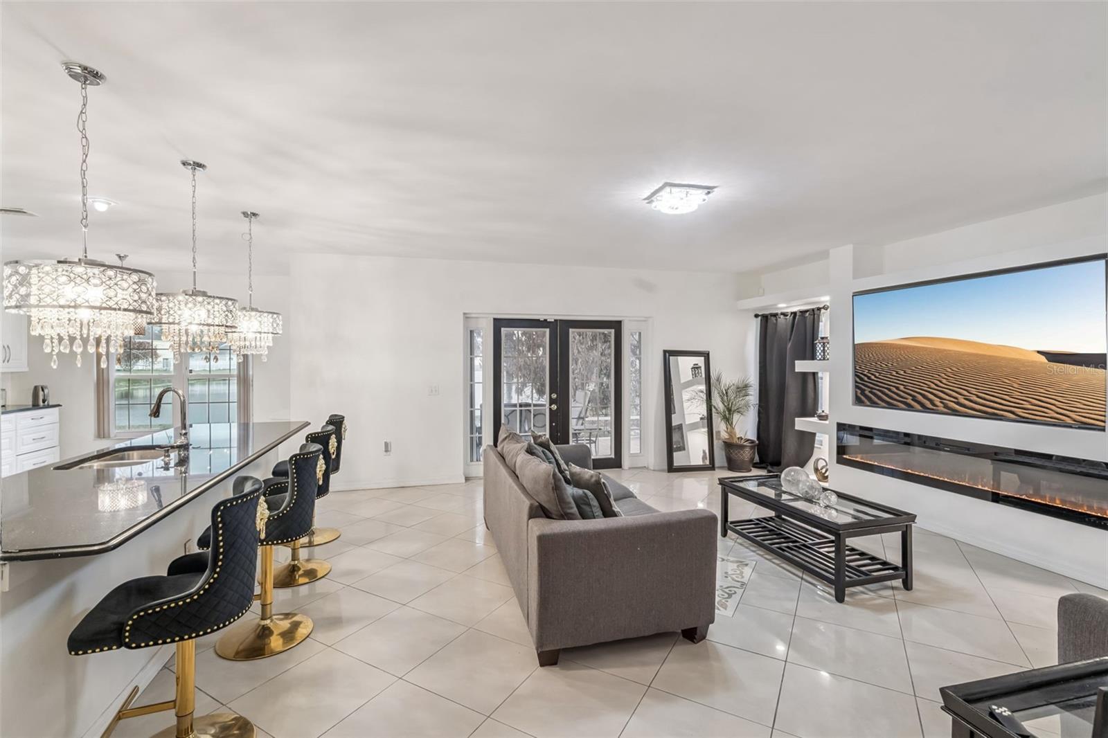 BANYAN COVE/CYPRESS WOODS - Residential