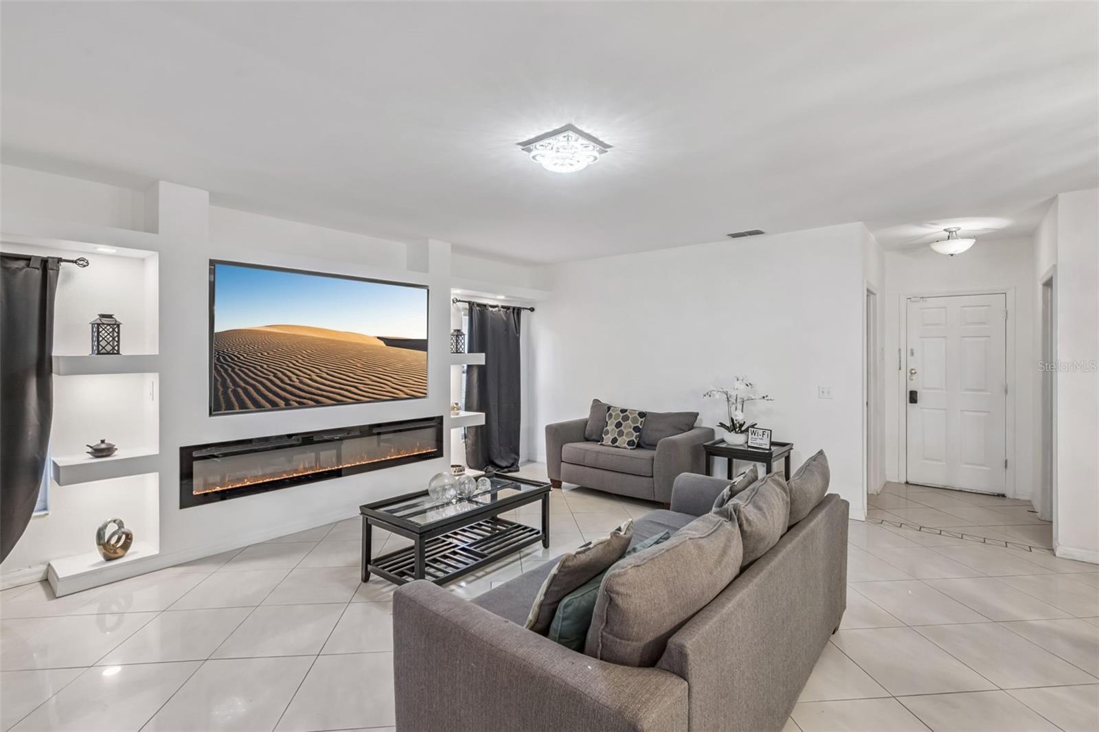 BANYAN COVE/CYPRESS WOODS - Residential