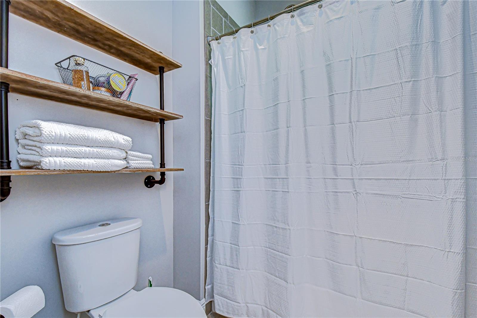 PRESERVE AT FISHHAWK RANCH - Residential