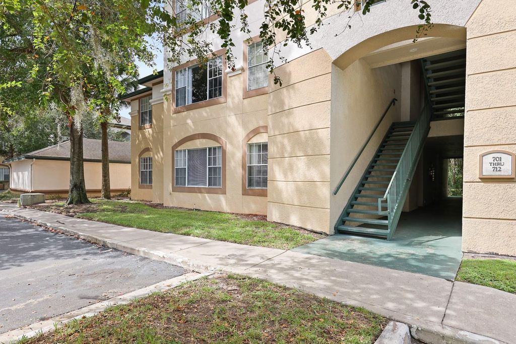 Photo of 17108 Carrington Park Drive #701, Tampa, FL 33647 (MLS # TB8429482)