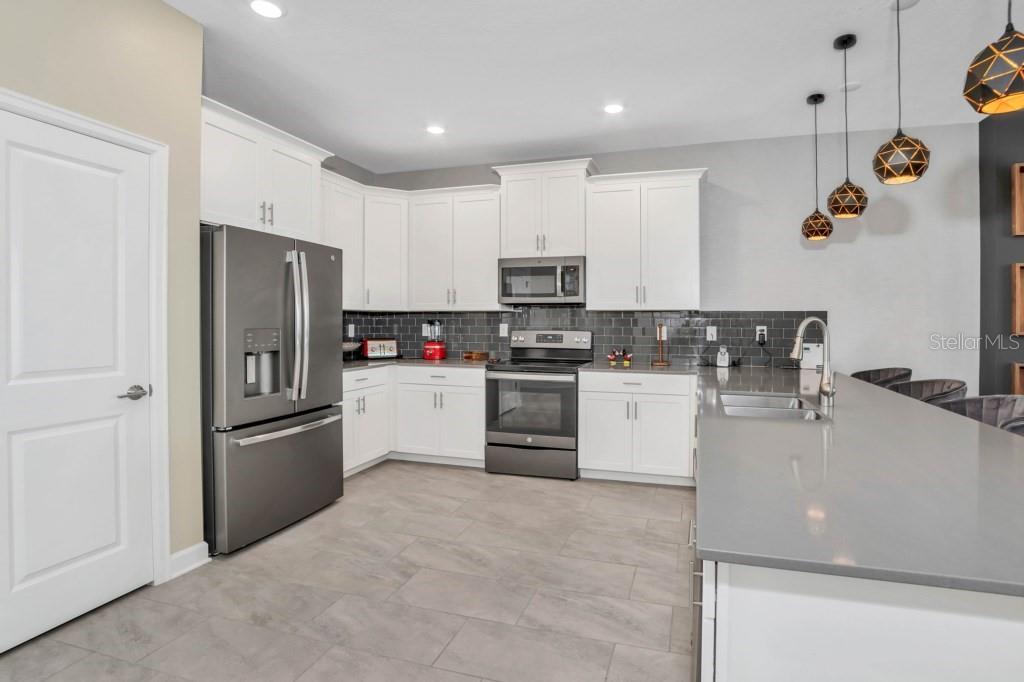 4509 TARGET BOULEVARD