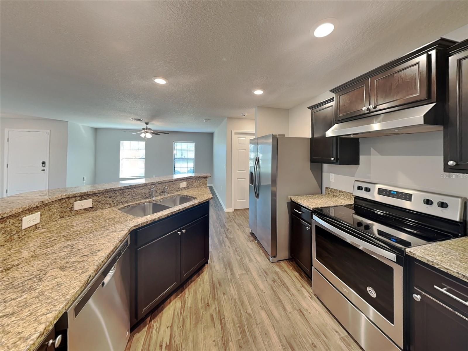 DELTONA LAKES UNIT 34 - Residential Lease