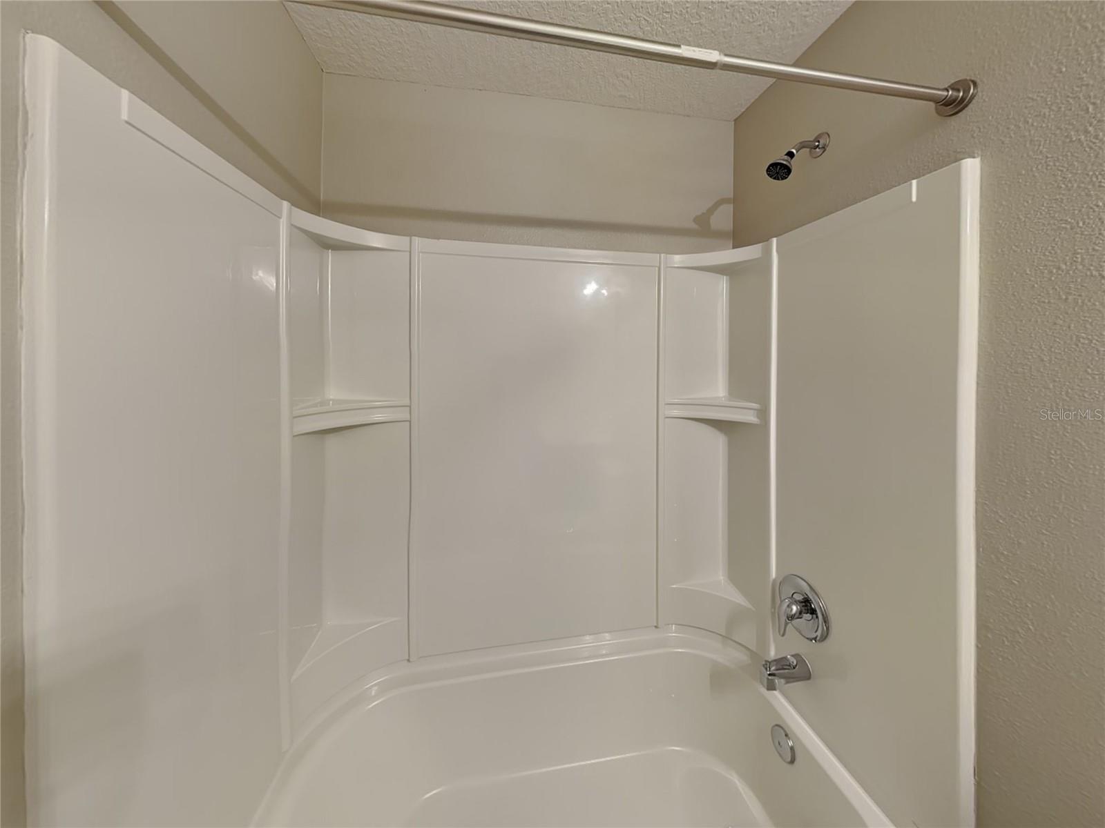 DELTONA LAKES UNIT 34 - Residential Lease