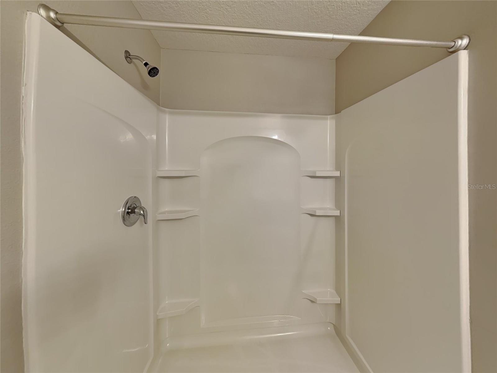 DELTONA LAKES UNIT 34 - Residential Lease