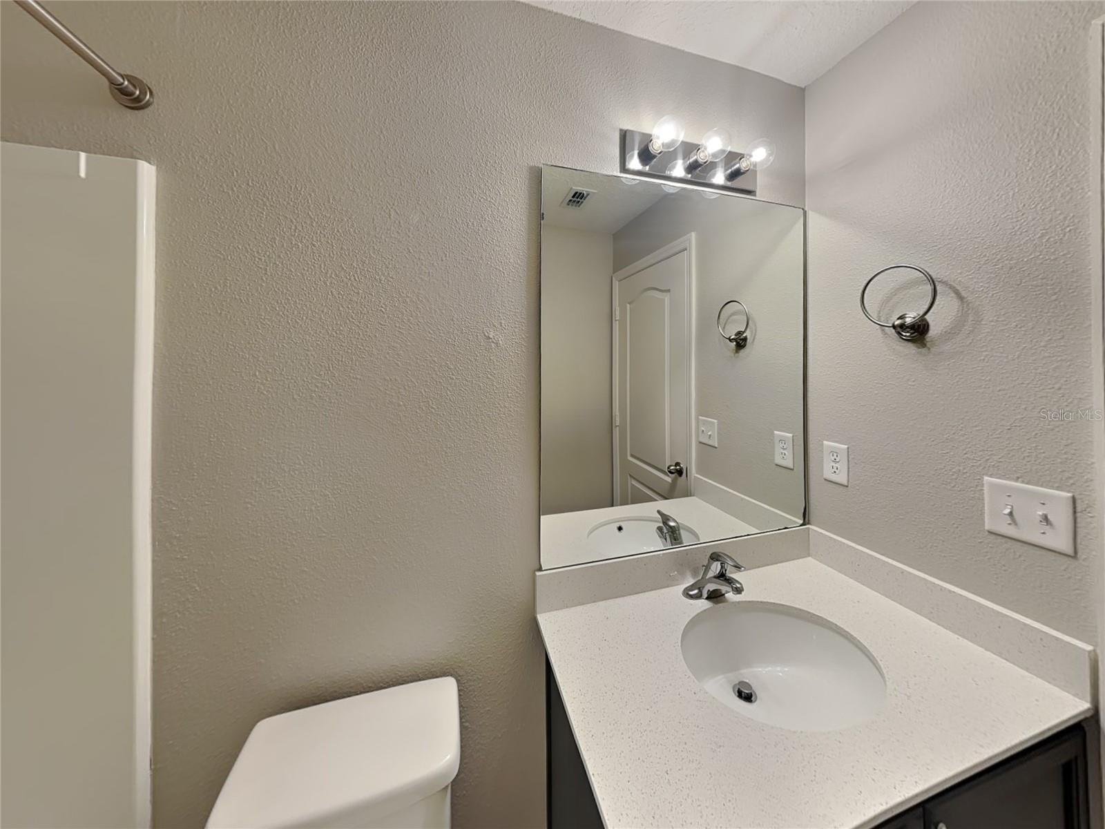 DELTONA LAKES UNIT 34 - Residential Lease