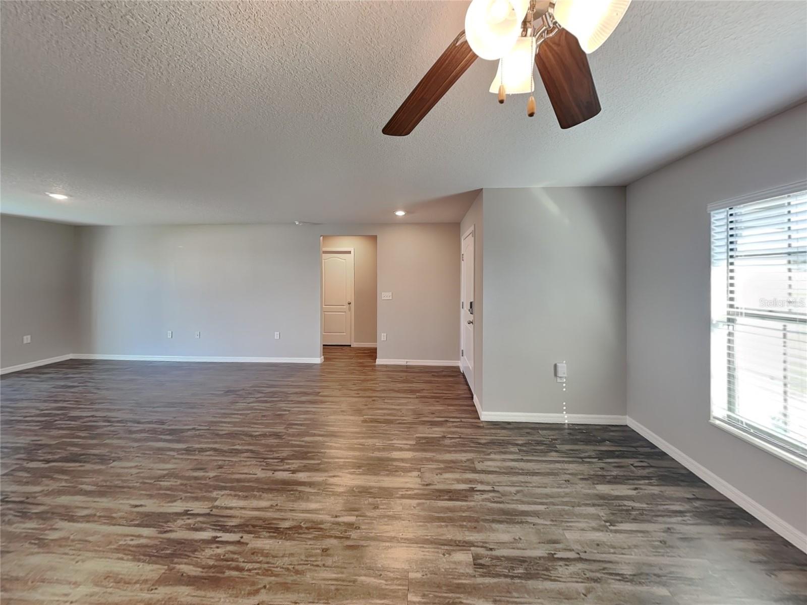 DELTONA LAKES UNIT 34 - Residential Lease