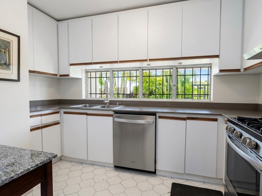 Photo of 25 Urb Villa Caparra Norte, Guaynabo, PR 00968 (MLS # PR9121951)