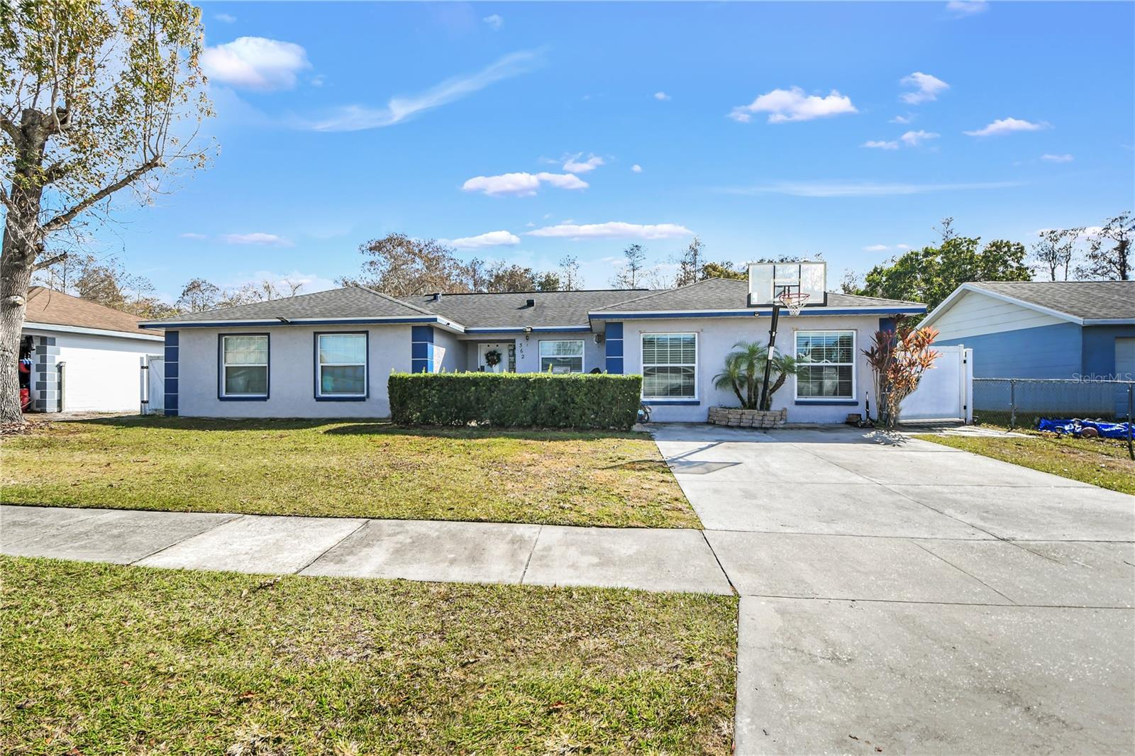 362 IOWA WOODS CIRCLE W