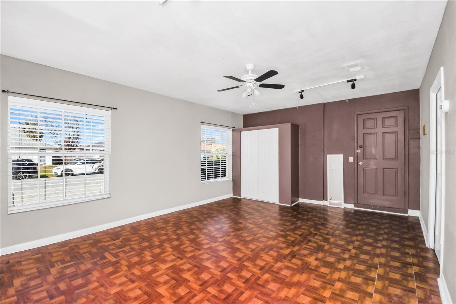 MEADOW WOODS VILLAGE 05 - Residential