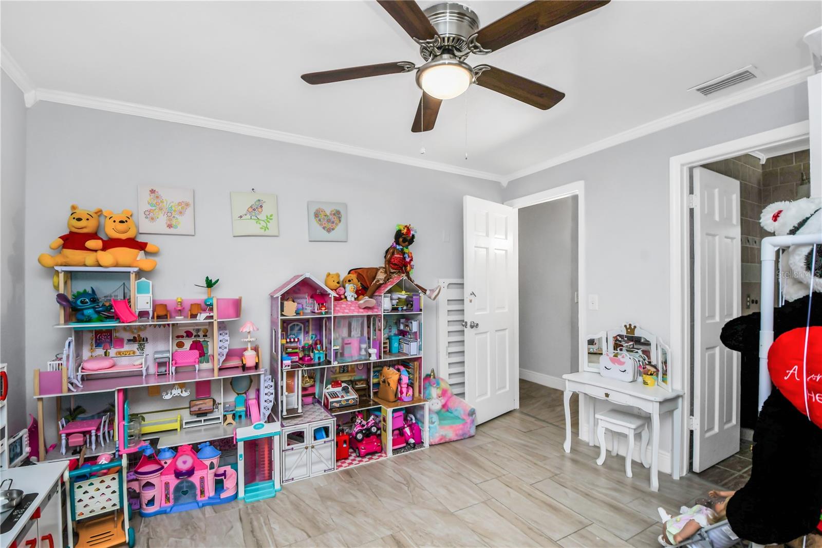 MEADOW WOODS VILLAGE 05 - Residential