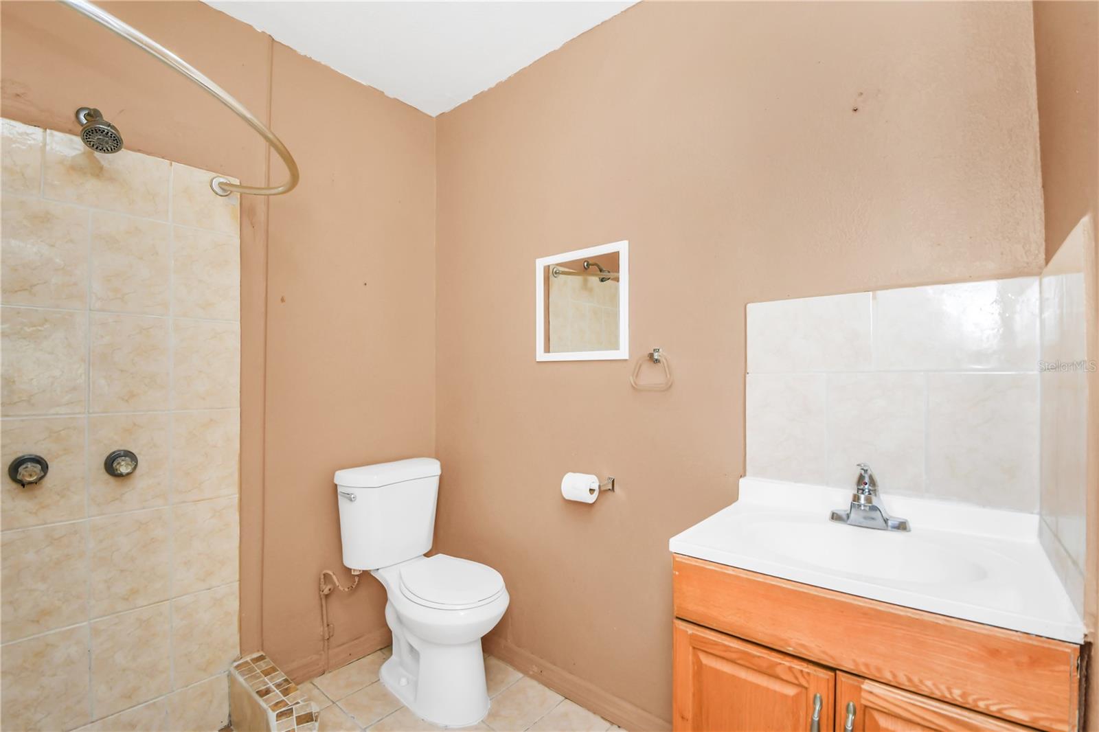 MEADOW WOODS VILLAGE 05 - Residential