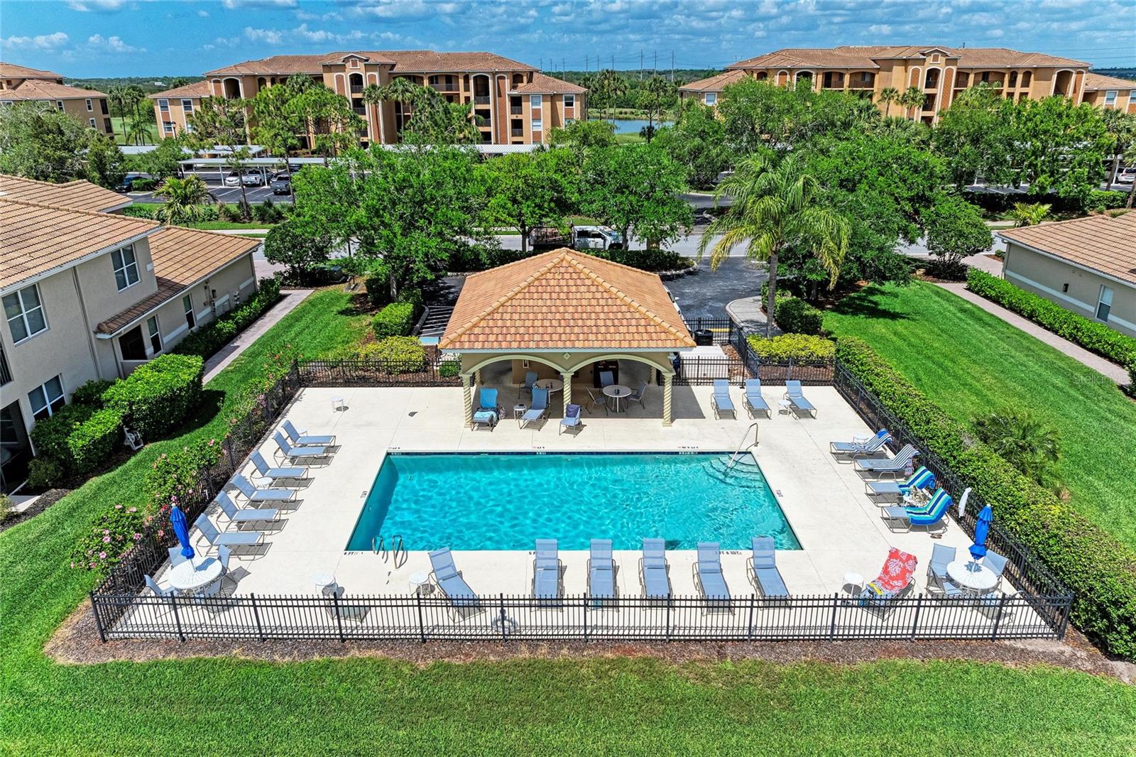 RIVER STRAND - Residential