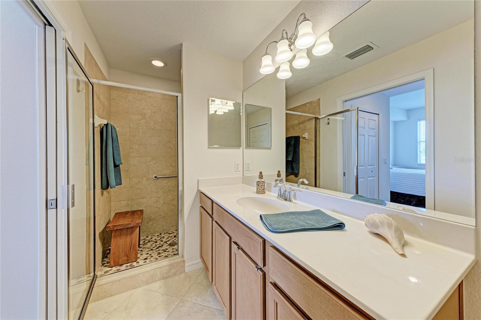 RIVER STRAND - Residential