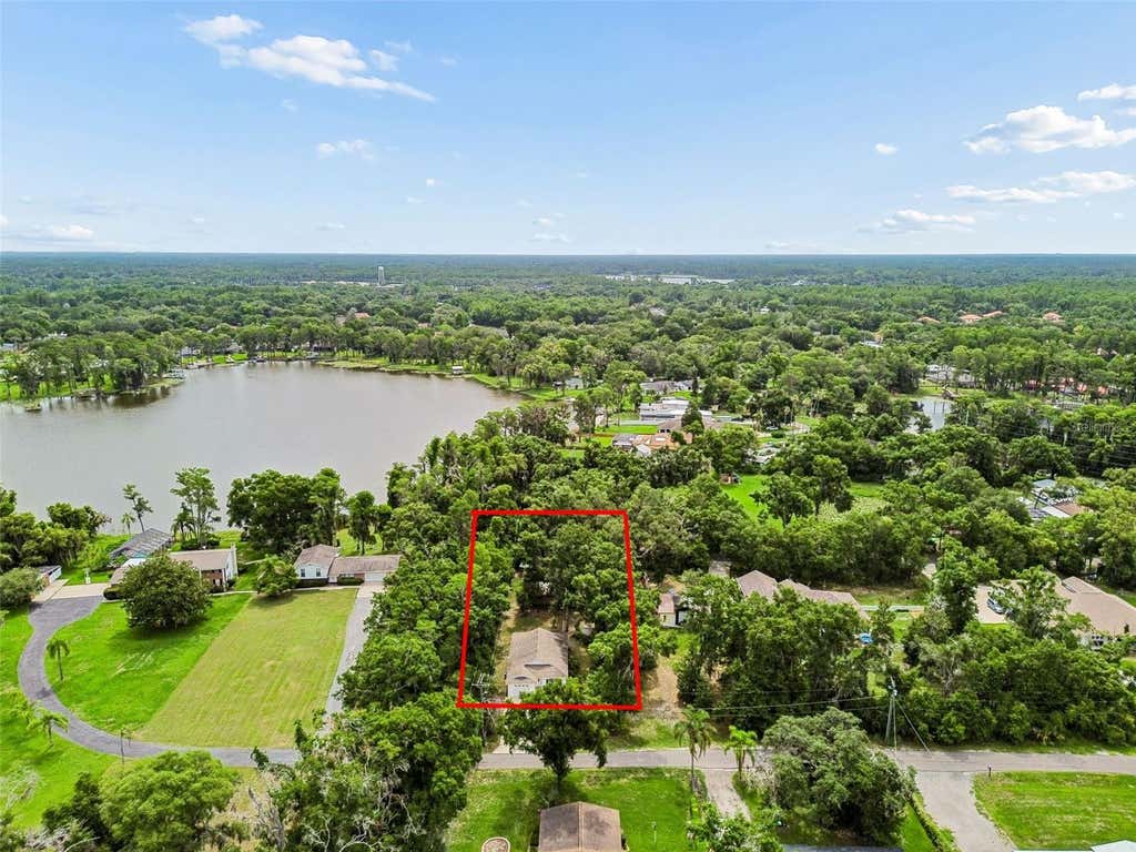 Photo of Crescent Lane, Lutz, FL 33548 (MLS # TB8514870)