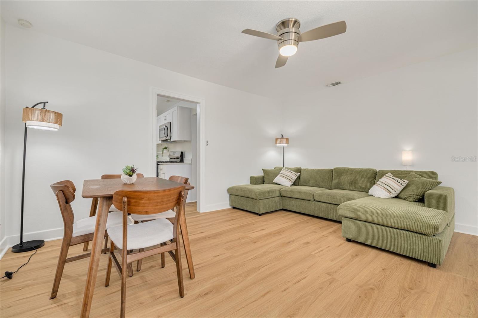 SCHOOLEYS HOMEVILLE 2 - Residential