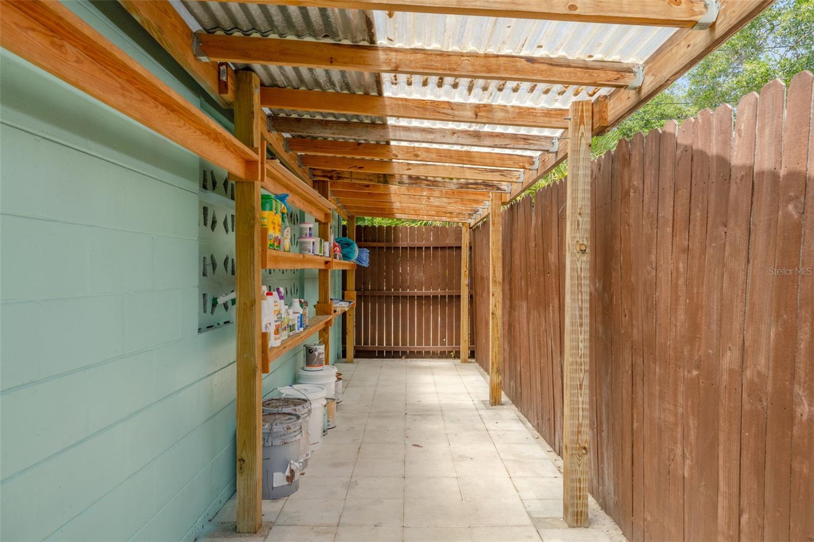 SCHOOLEYS HOMEVILLE 2 - Residential