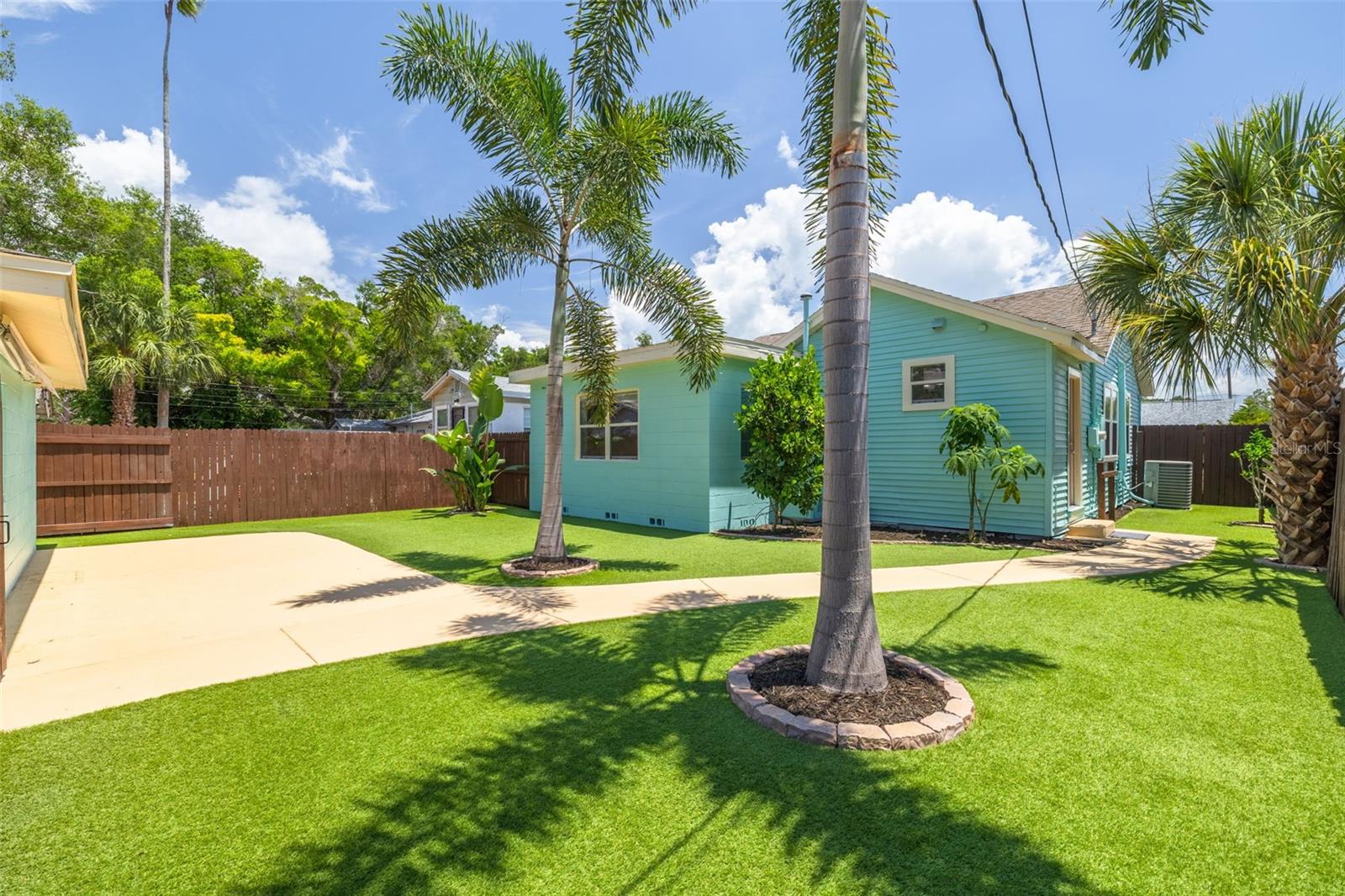 SCHOOLEYS HOMEVILLE 2 - Residential