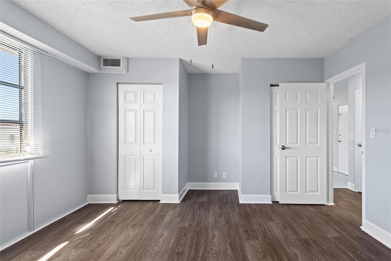 WAVE THE CONDO - Residential Lease