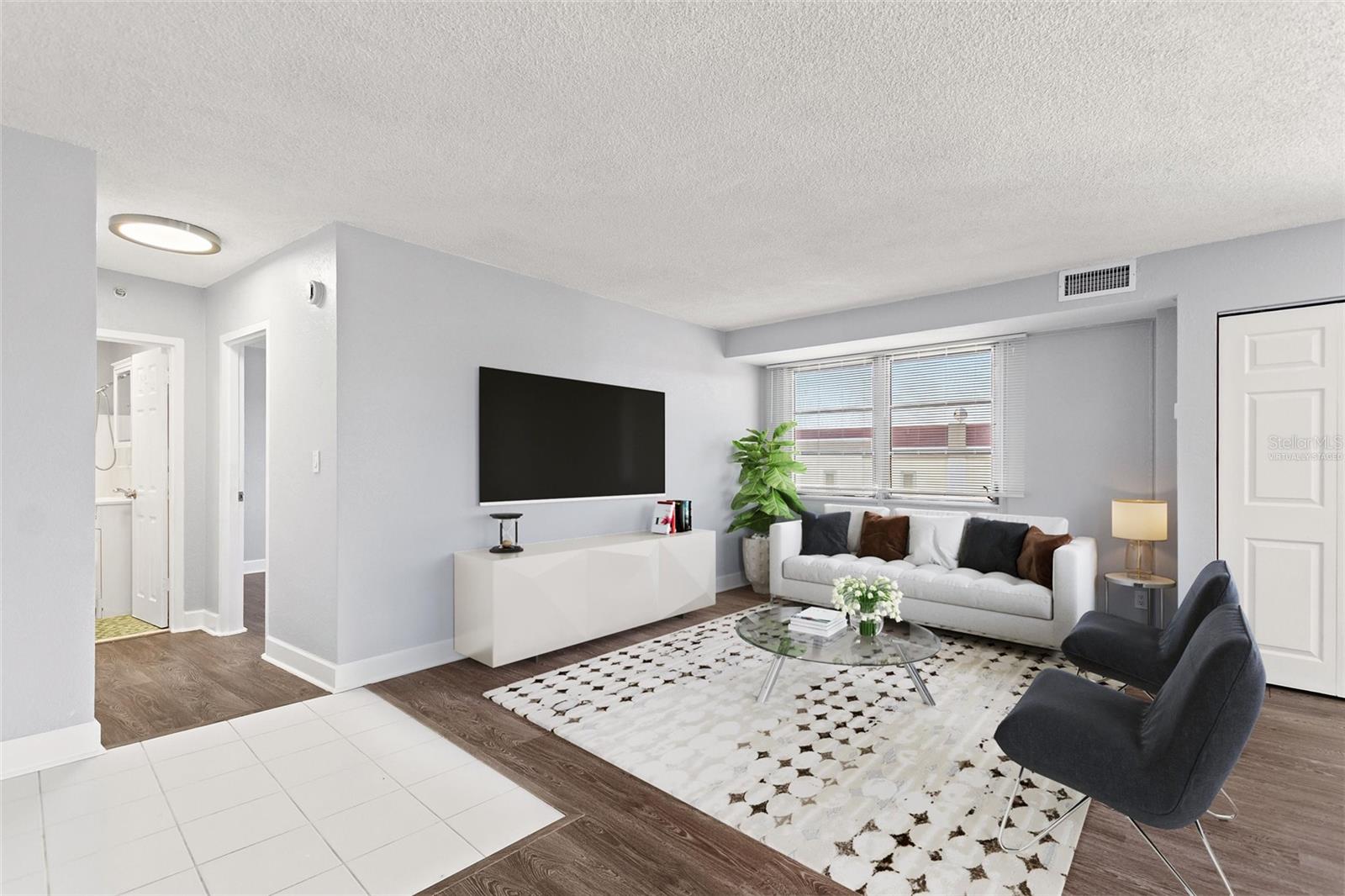 WAVE THE CONDO - Residential Lease