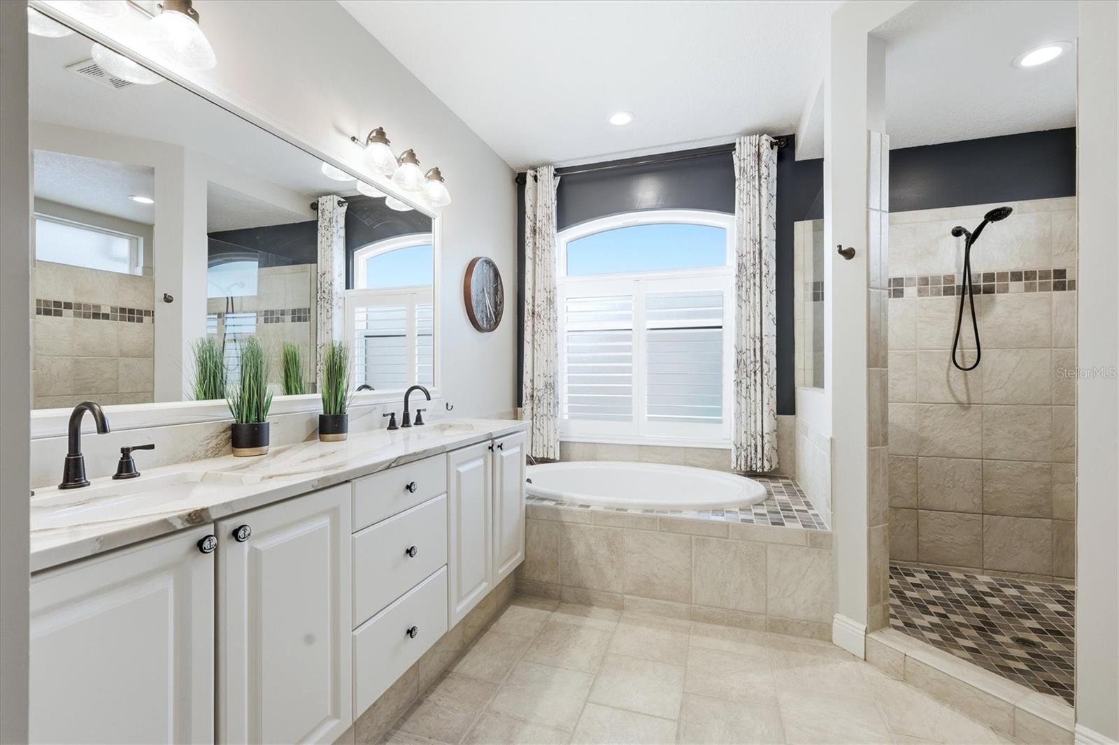 TARA GOLF AND COUNTRY CLUB - Residential