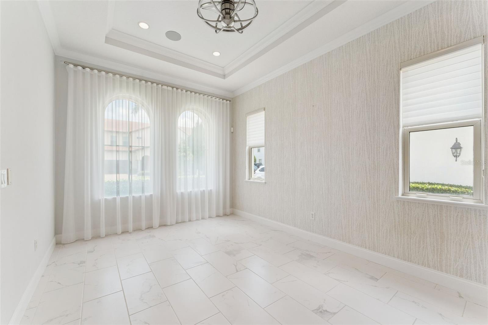 10763 ROYAL CYPRESS WAY