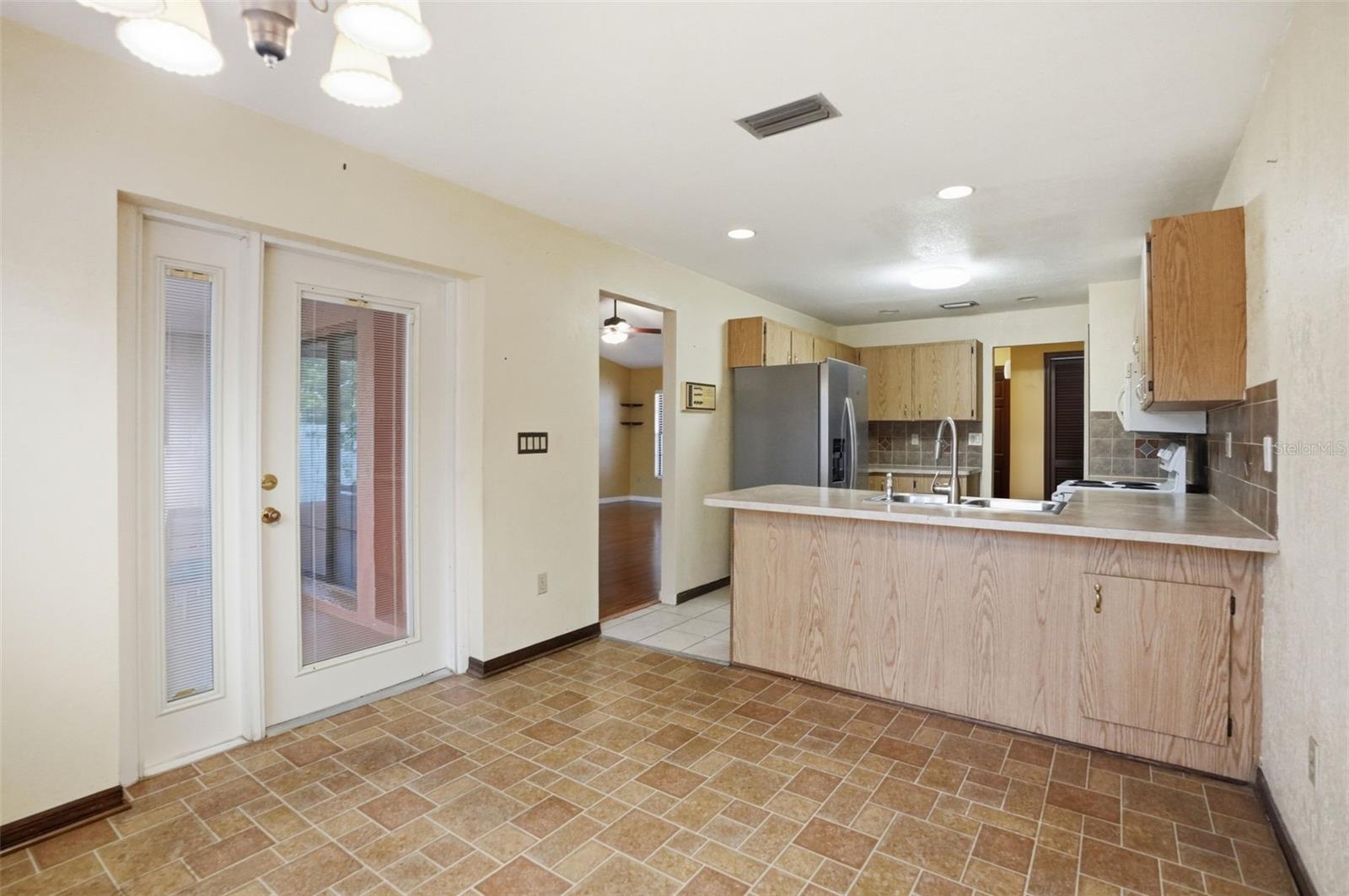 SPRING HILL UNIT 16 (5160) - Residential
