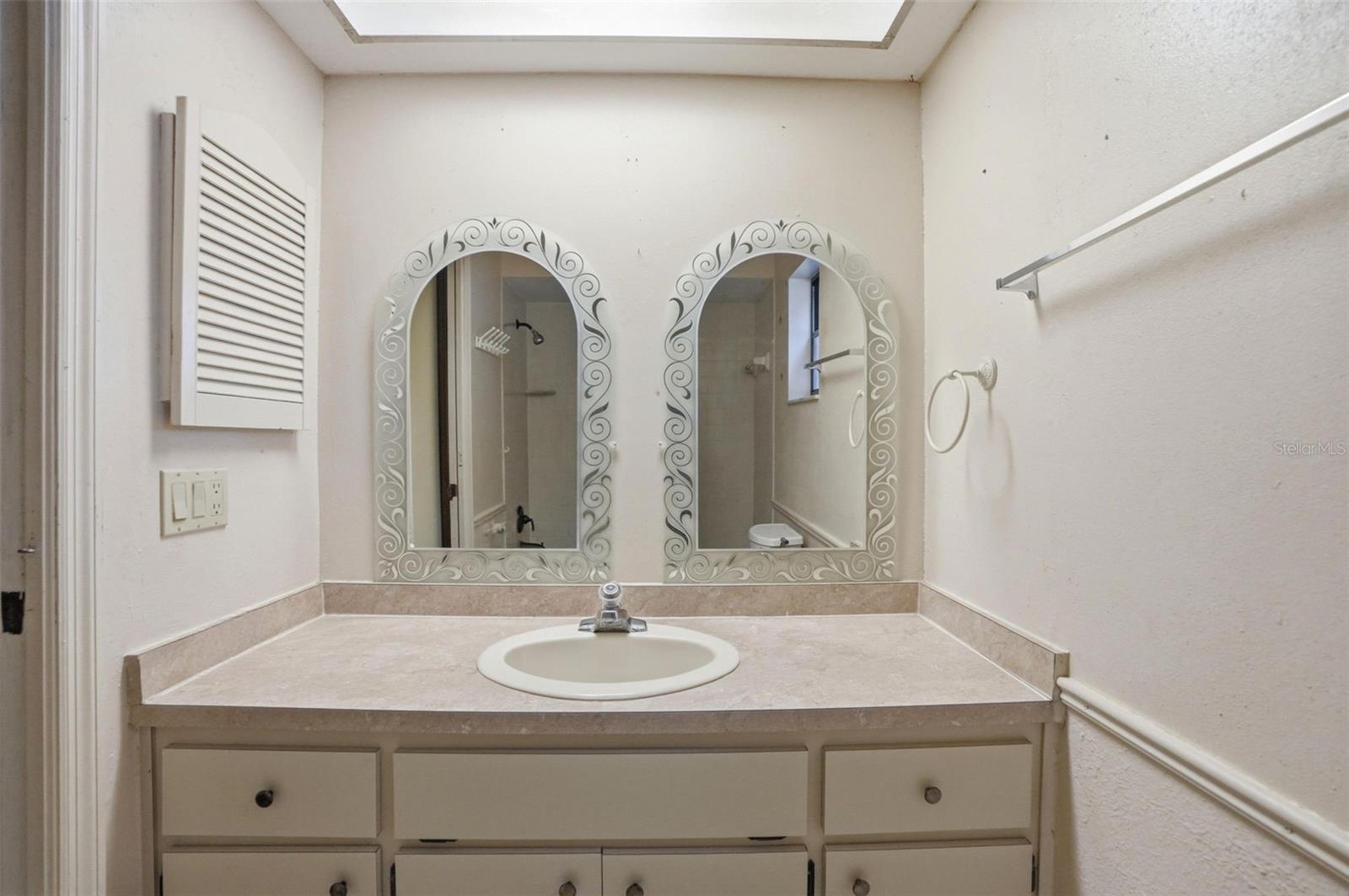 SPRING HILL UNIT 16 (5160) - Residential