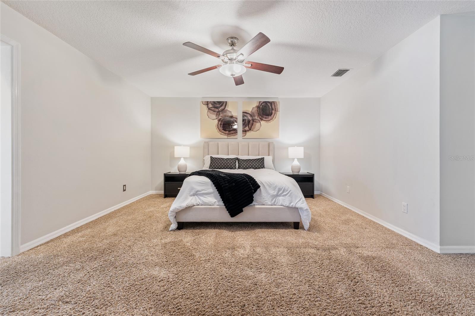 SPRING VALLEY CHASE - Residential