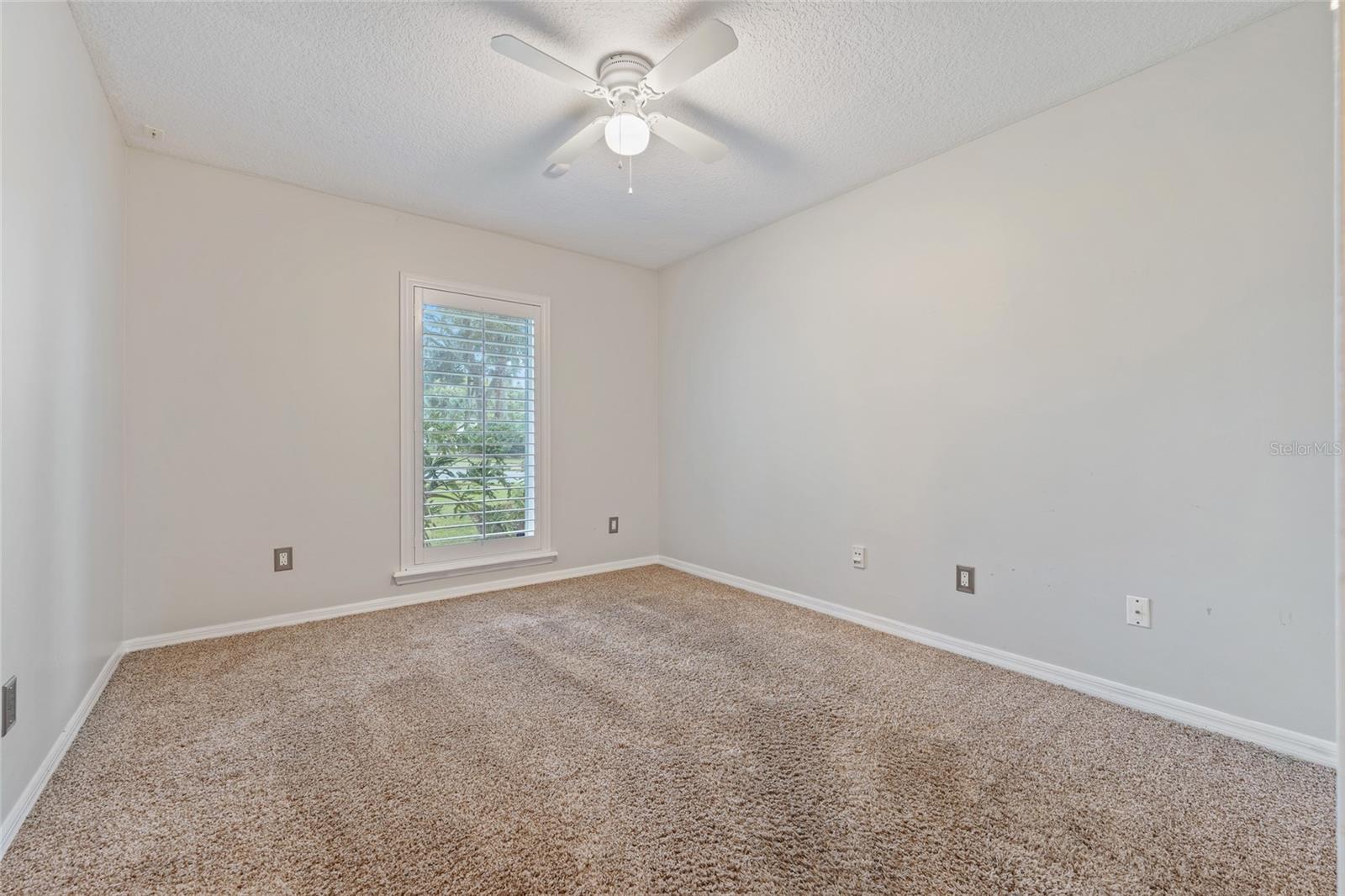 SPRING VALLEY CHASE - Residential