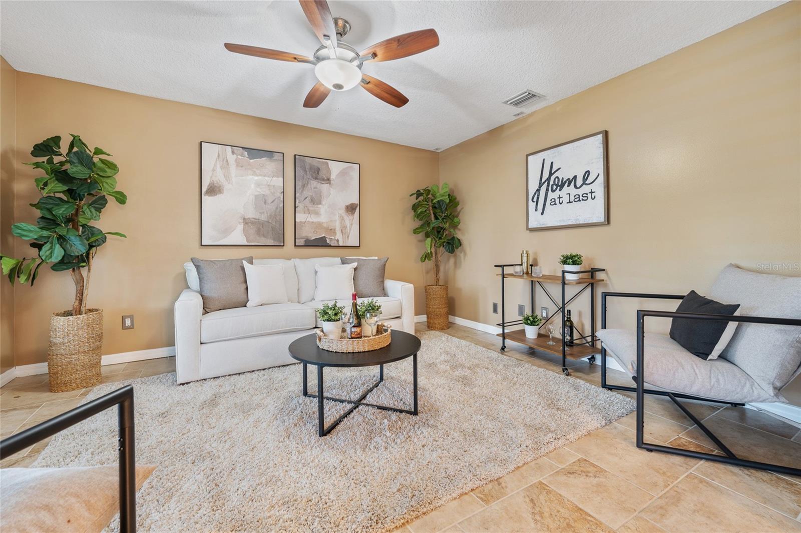 SPRING VALLEY CHASE - Residential