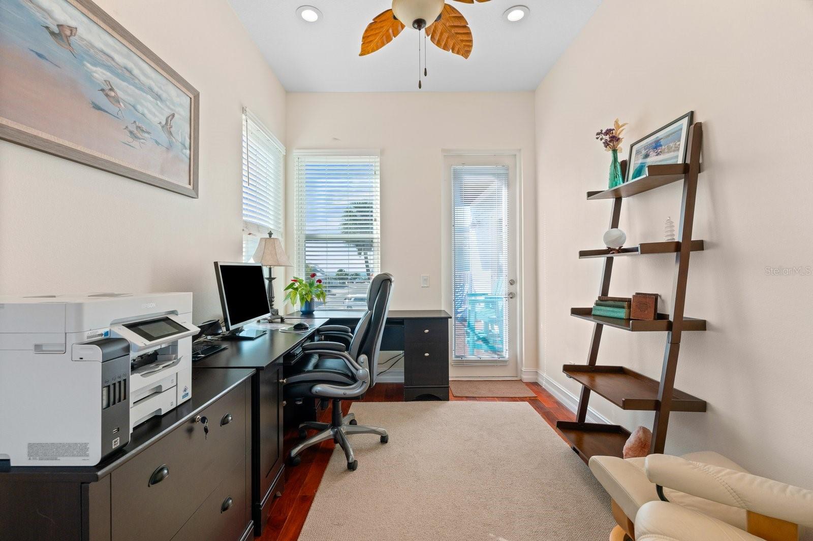 CORTEZ BEACH - Residential