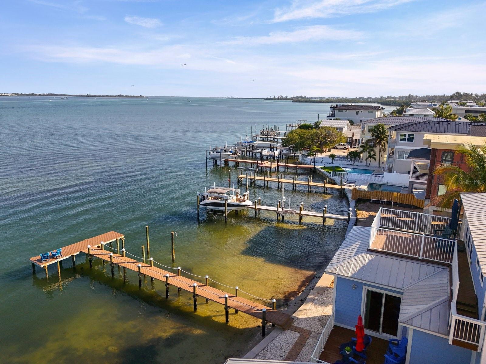 CORTEZ BEACH - Residential