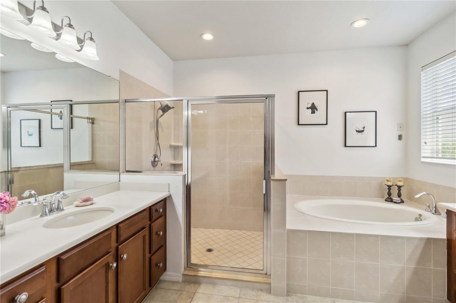 CROSSING CREEK VILLAGE PH I - Residential Lease