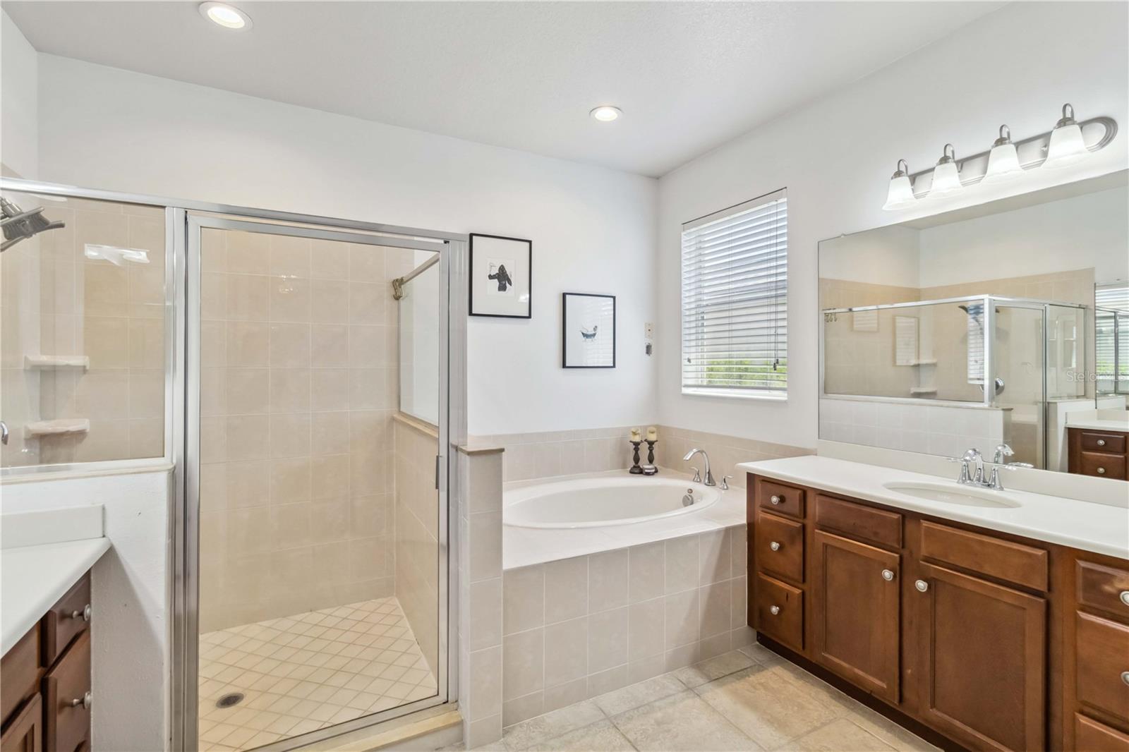 CROSSING CREEK VILLAGE PH I - Residential Lease