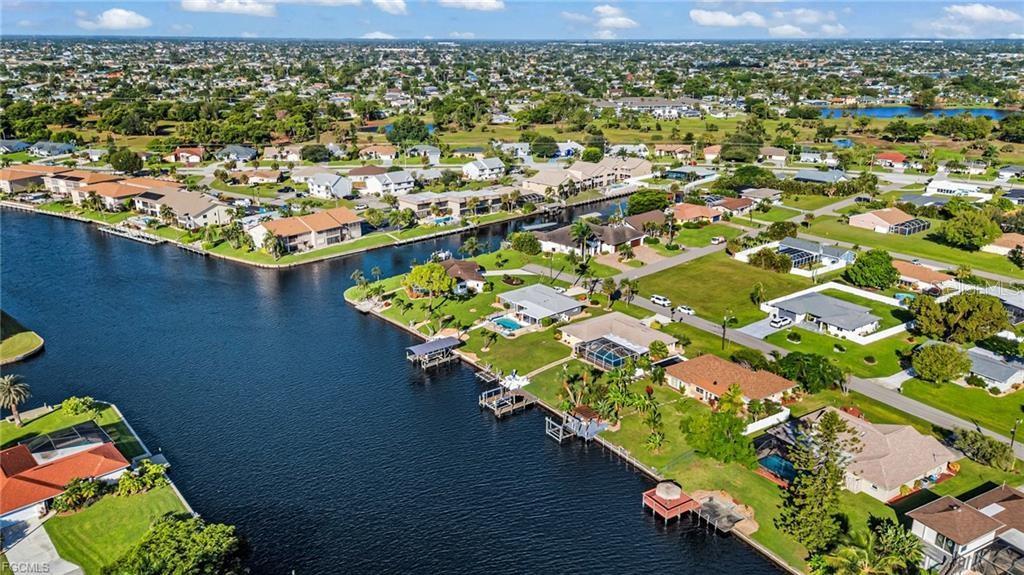 CAPE CORAL - Residential