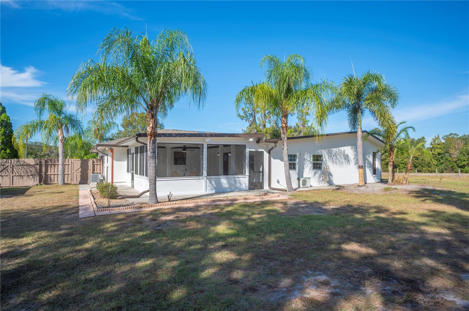 LAZY CREEK - Residential