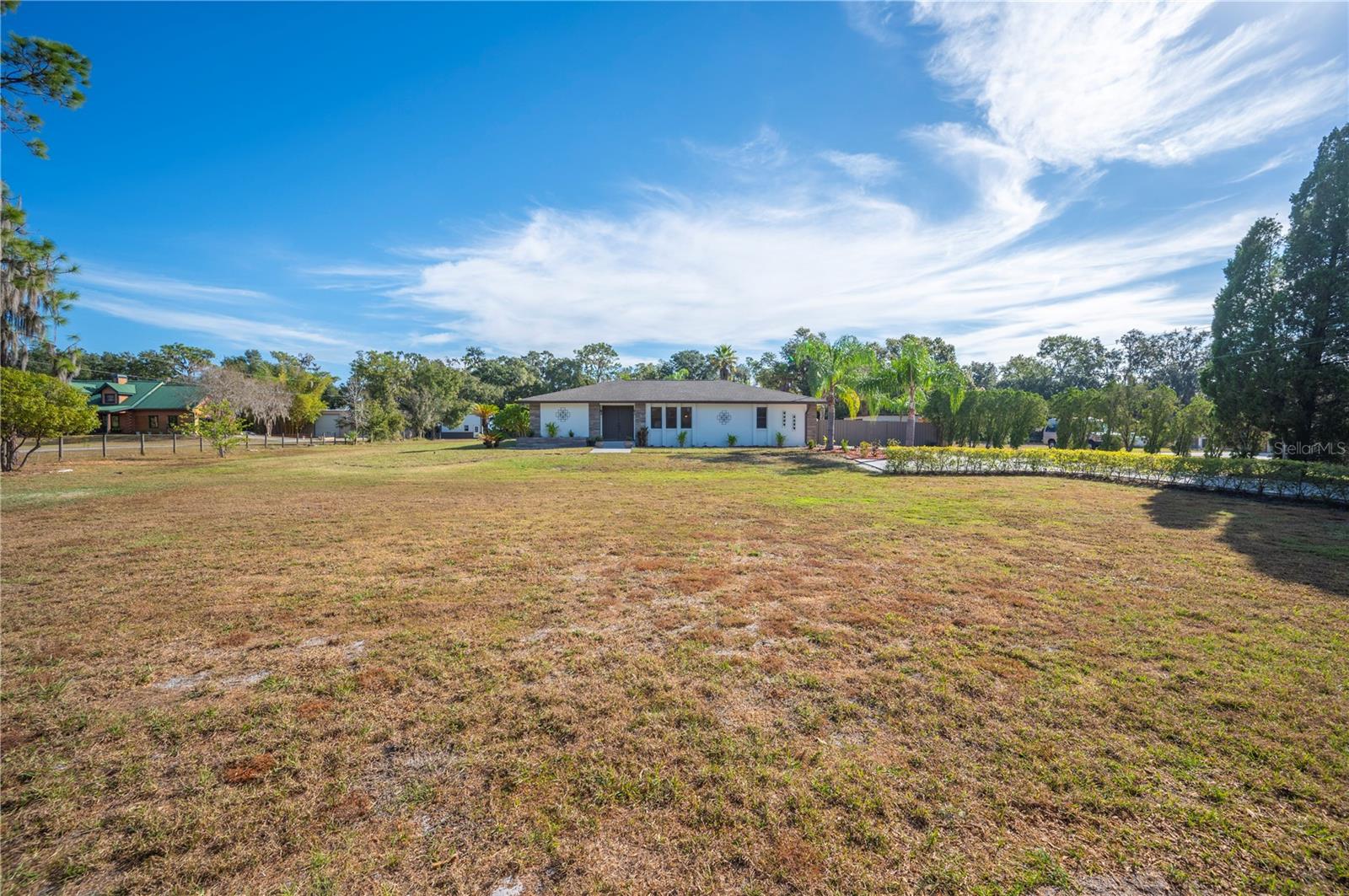 LAZY CREEK - Residential