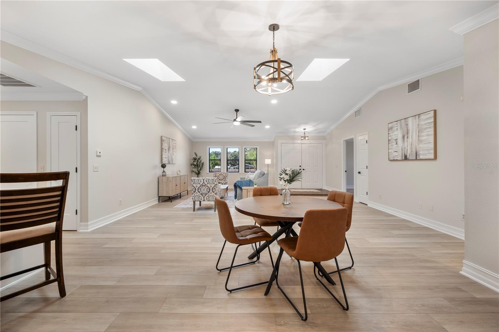 LAZY CREEK - Residential