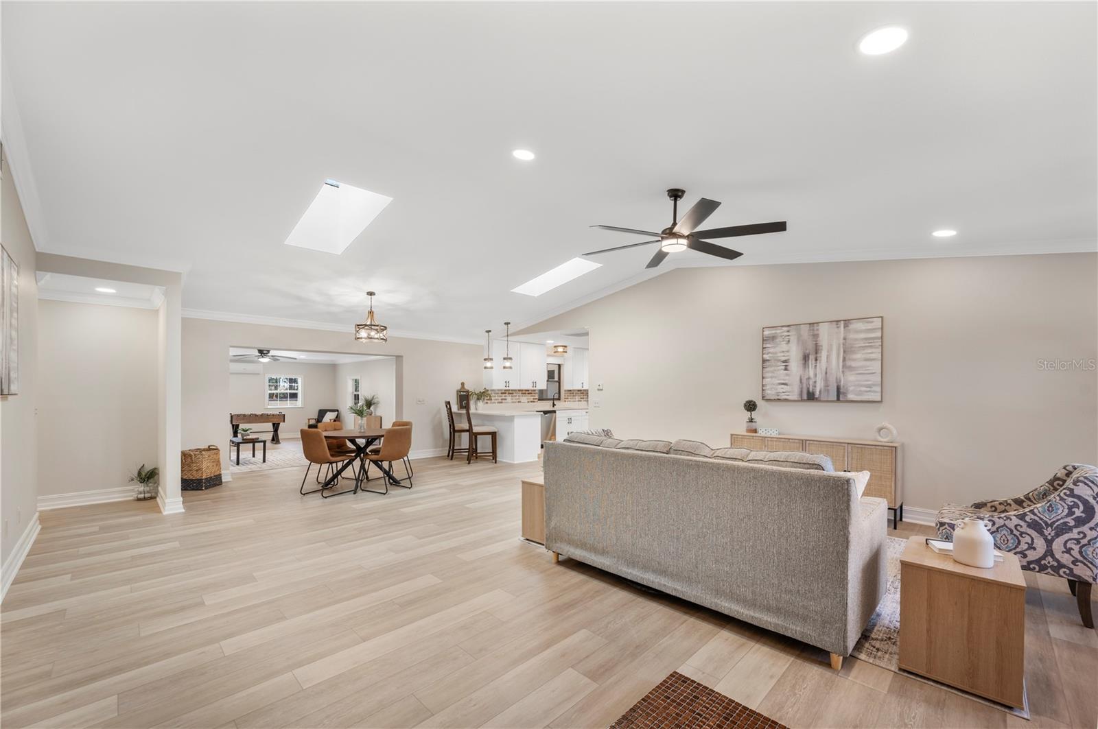 LAZY CREEK - Residential