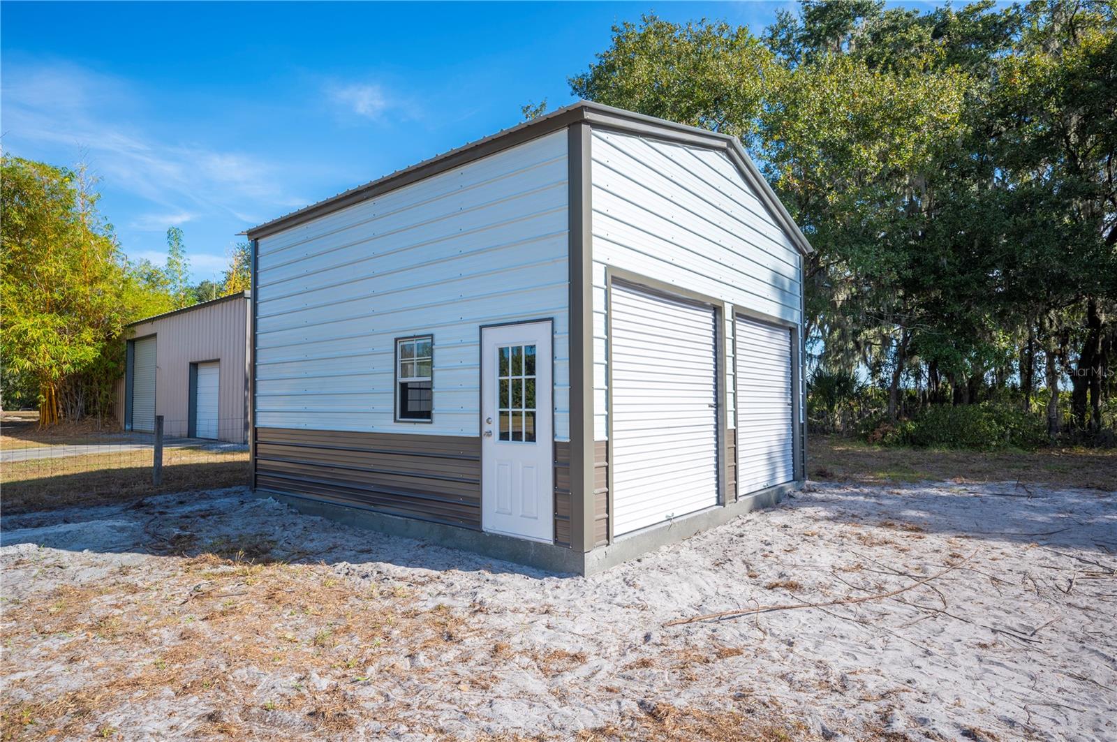 LAZY CREEK - Residential