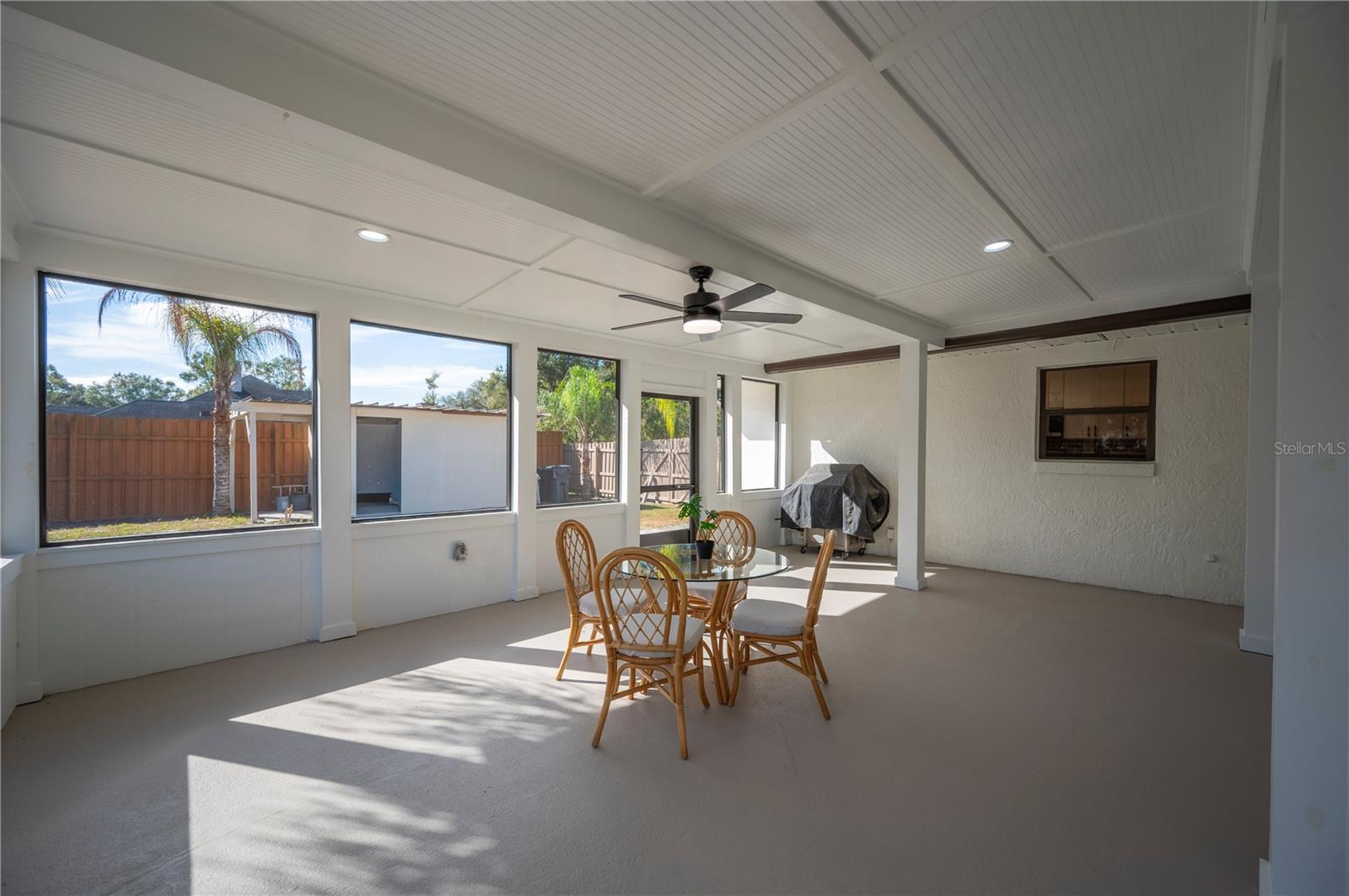 LAZY CREEK - Residential