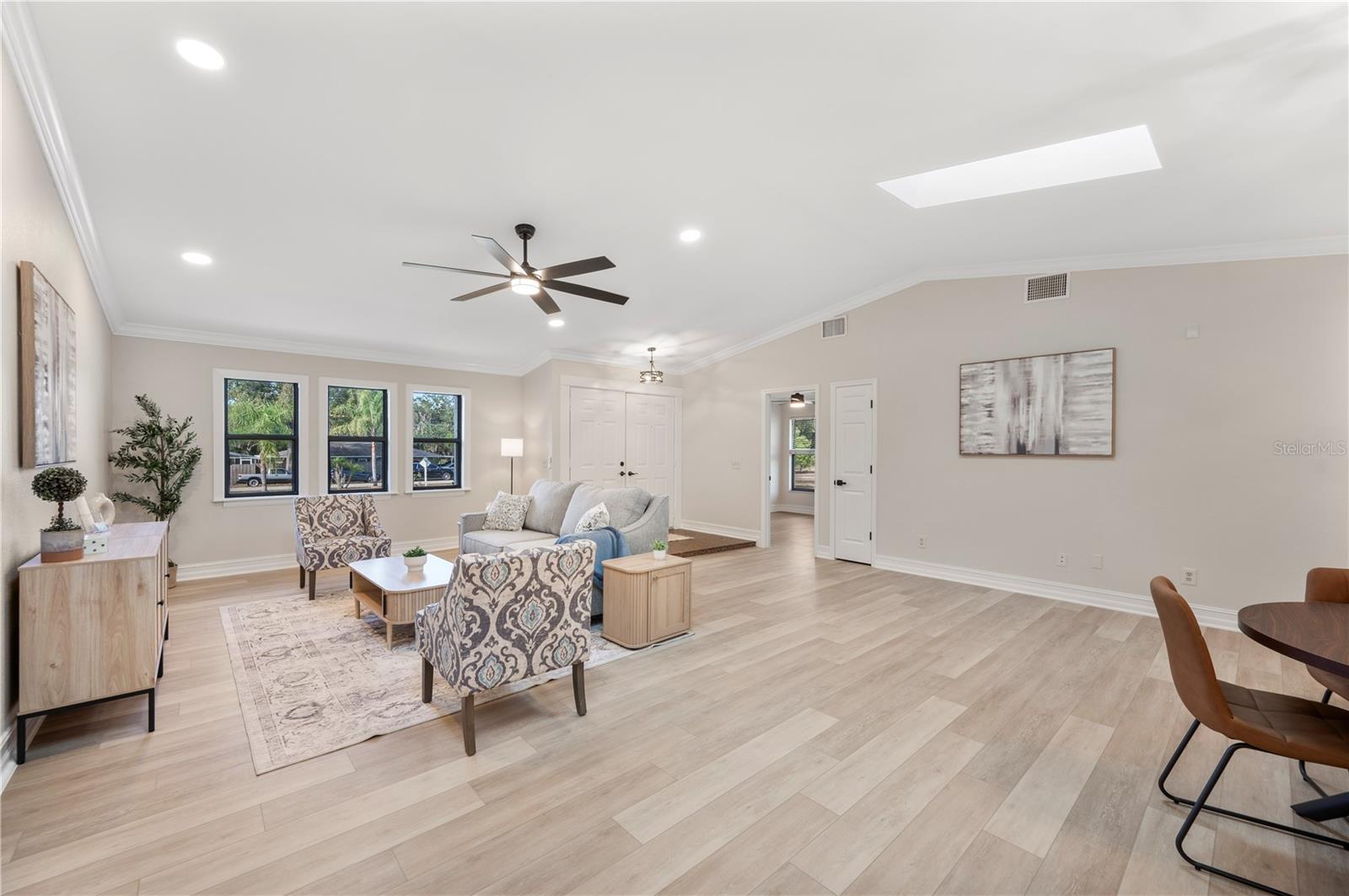 LAZY CREEK - Residential