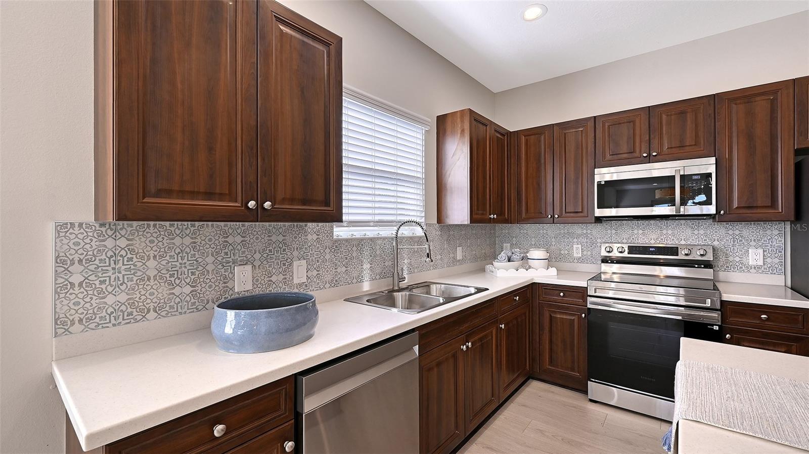 RIVER SOUND - Residential