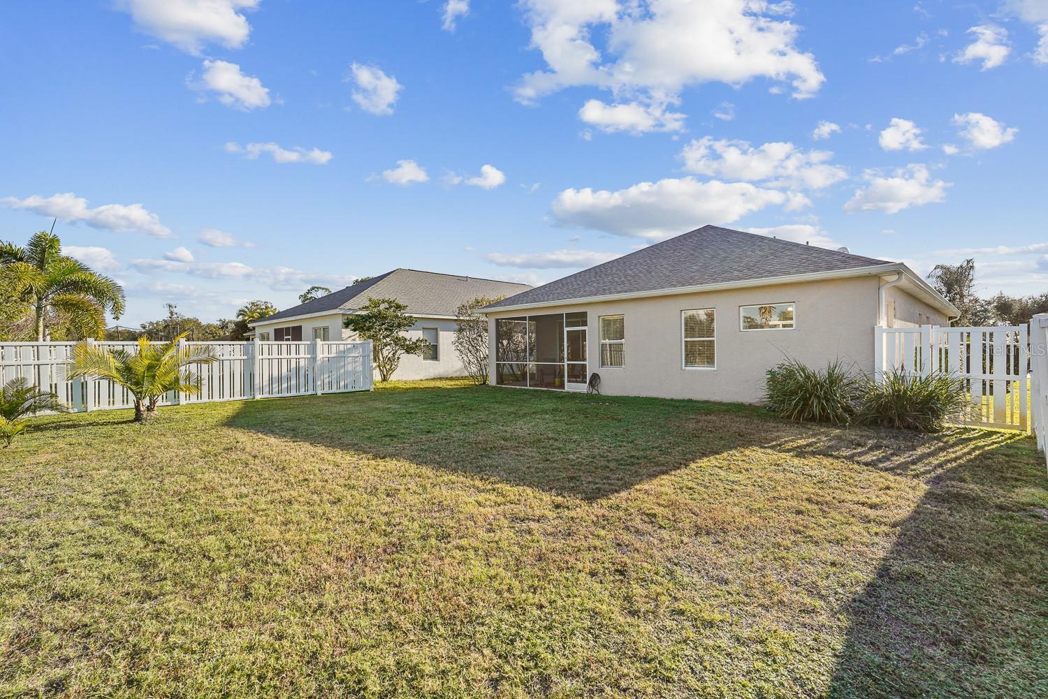 RIVER SOUND - Residential