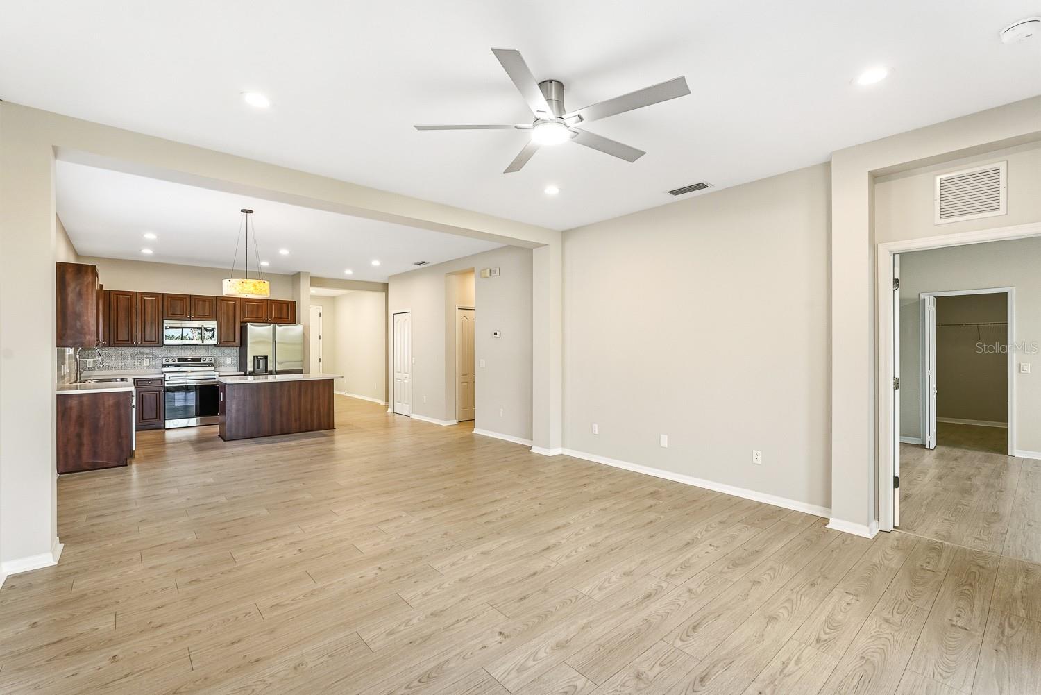 RIVER SOUND - Residential